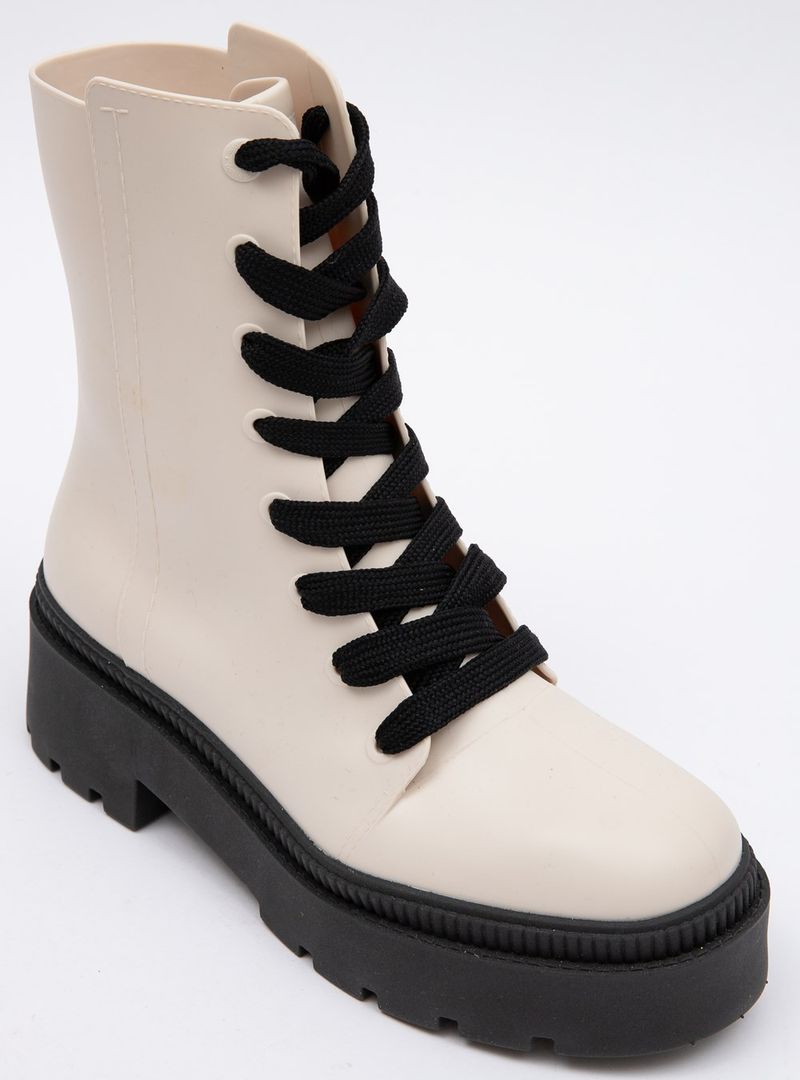 bota_petite_jolie_dallas_marfim_preto_pj7176_2