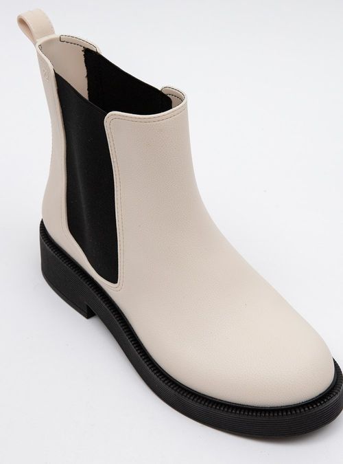 Bota Petite Jolie Boston Marfim/Preto PJ7129