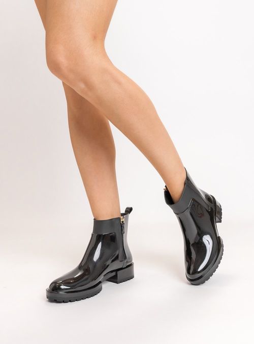 Bota Petite Jolie Lobe Preto - PJ6649