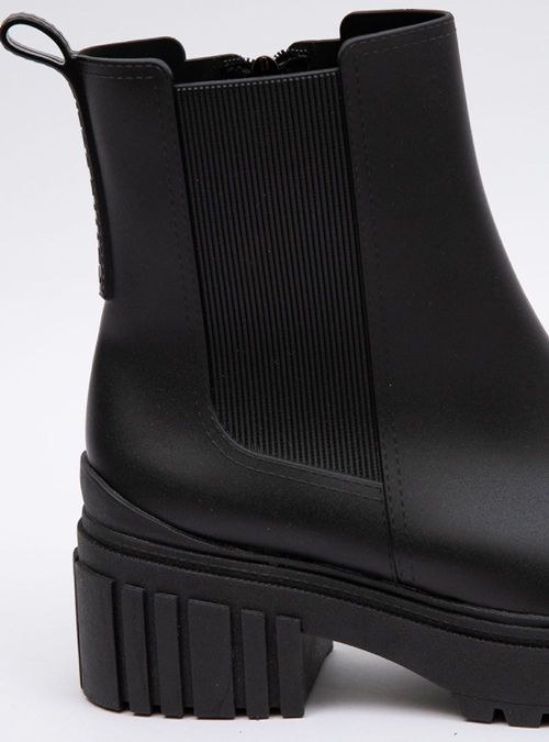 Bota Petite Jolie Chelsea Preto/Preto PJ6156