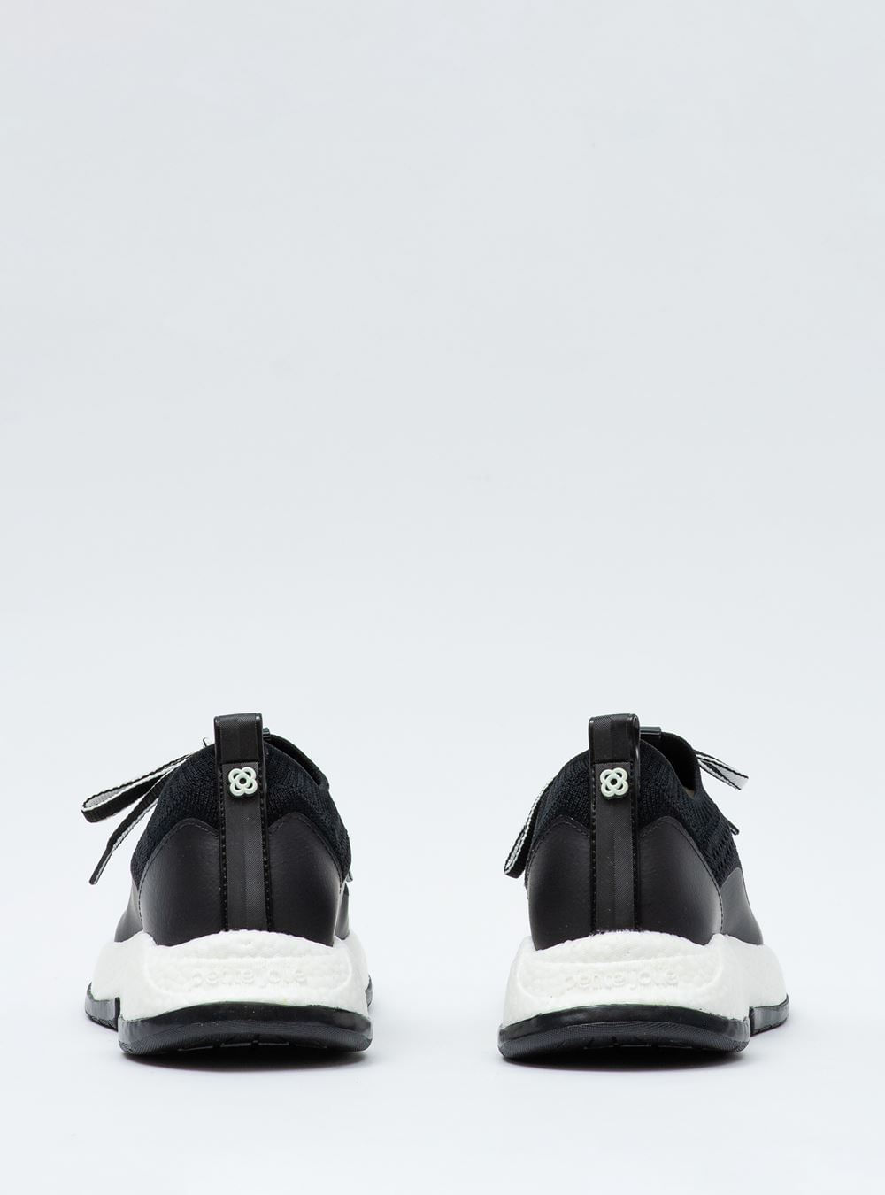 Tênis Petite Jolie Puff Sneaker Preto/Branco PJ7130