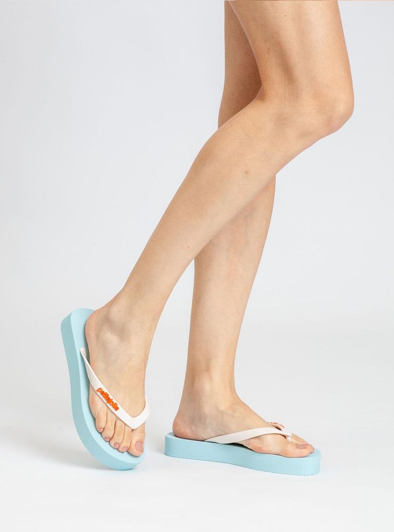 chinelo-petite-jolie-fresh-up-white-bubble-blue-pj7321-4