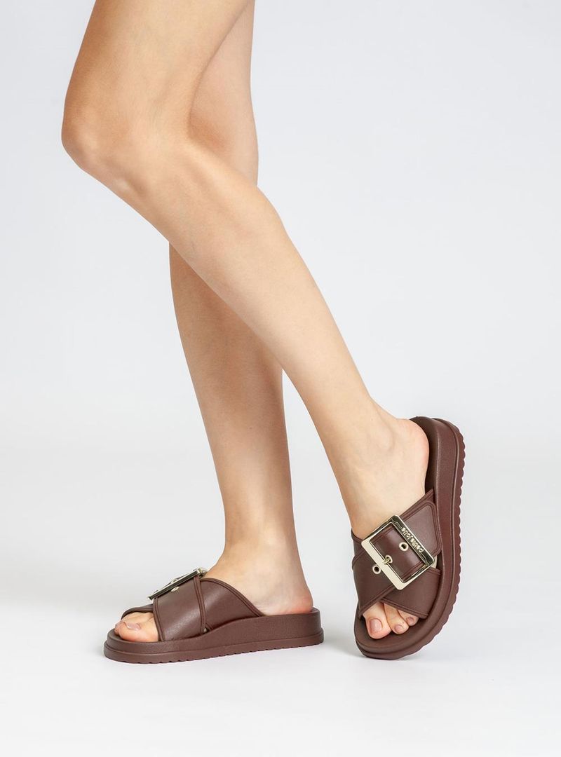 chinelo-petite-jolie-feat-brown-pj7482-4