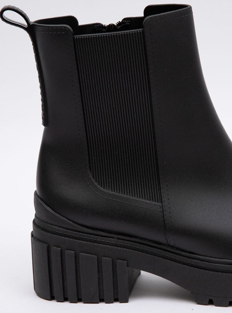 bota_petite_jolie_chelsea_preto-preto_pj6156_2