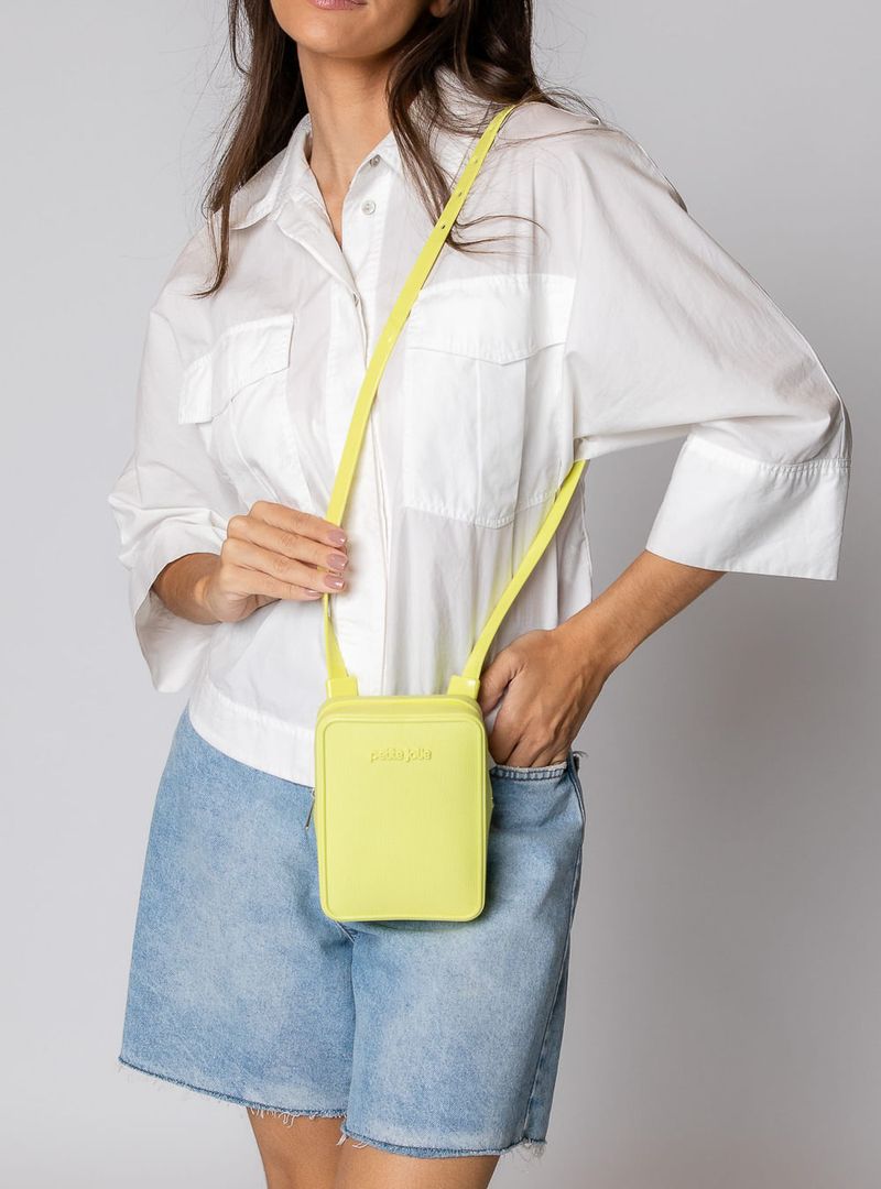 bolsa_petite_jolie_cross_iii_limao_pj10362iii_4