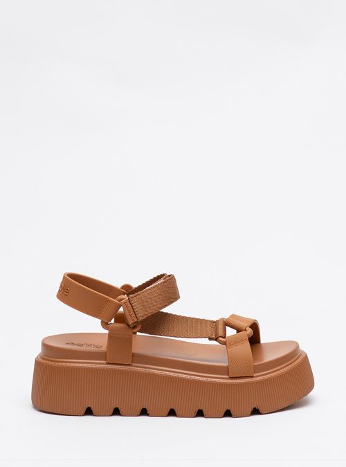 Sandália Petite Jolie Groove Doce De Leite PJ7549