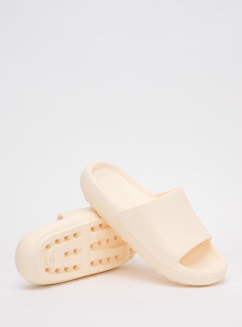 Chinelo Nuvem Petite Jolie Hug Vanilla PJ7639