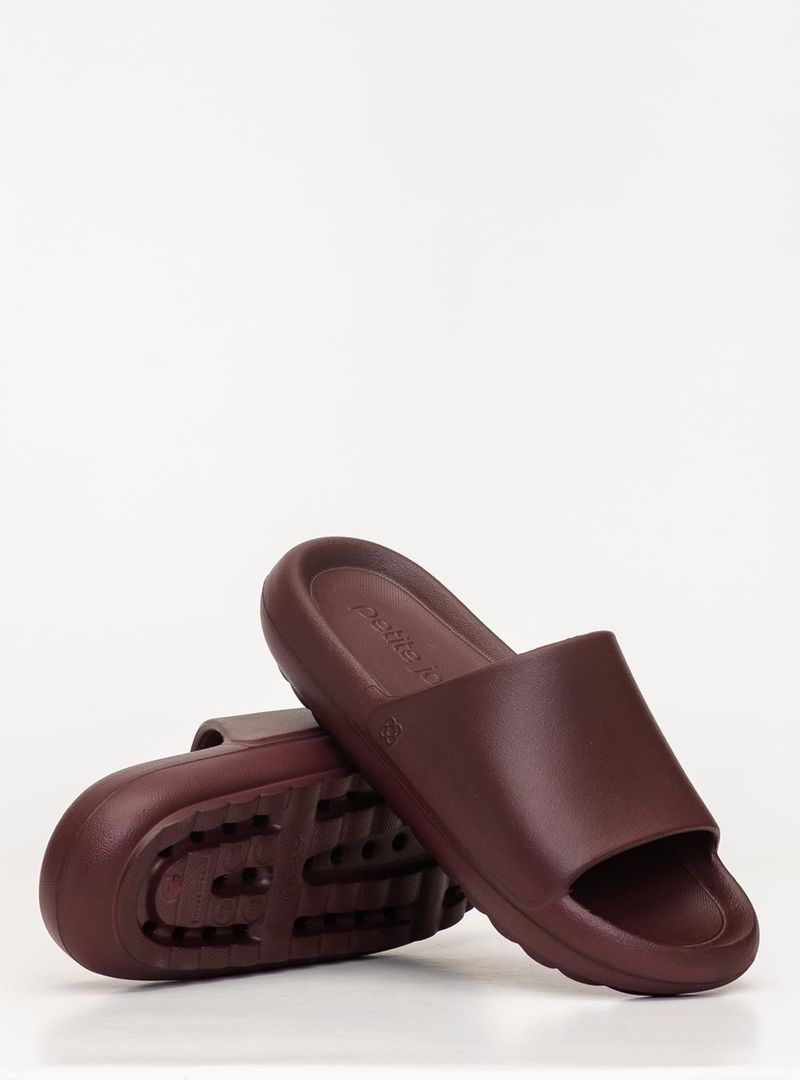 Chinelo Nuvem Petite Jolie Hug Berry PJ7639