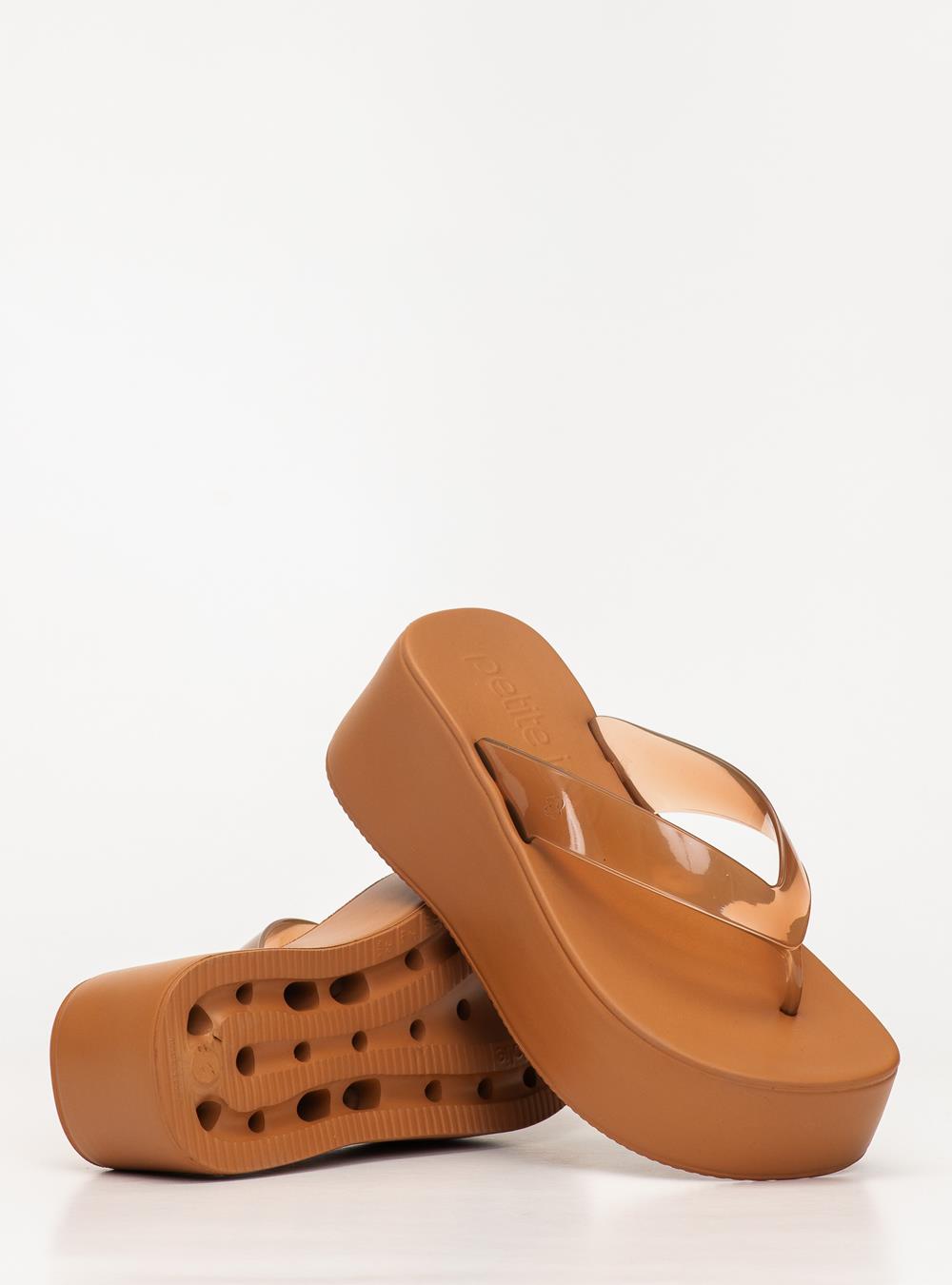 Chinelo Petite Jolie Plus II Doce De Leite PJ7703