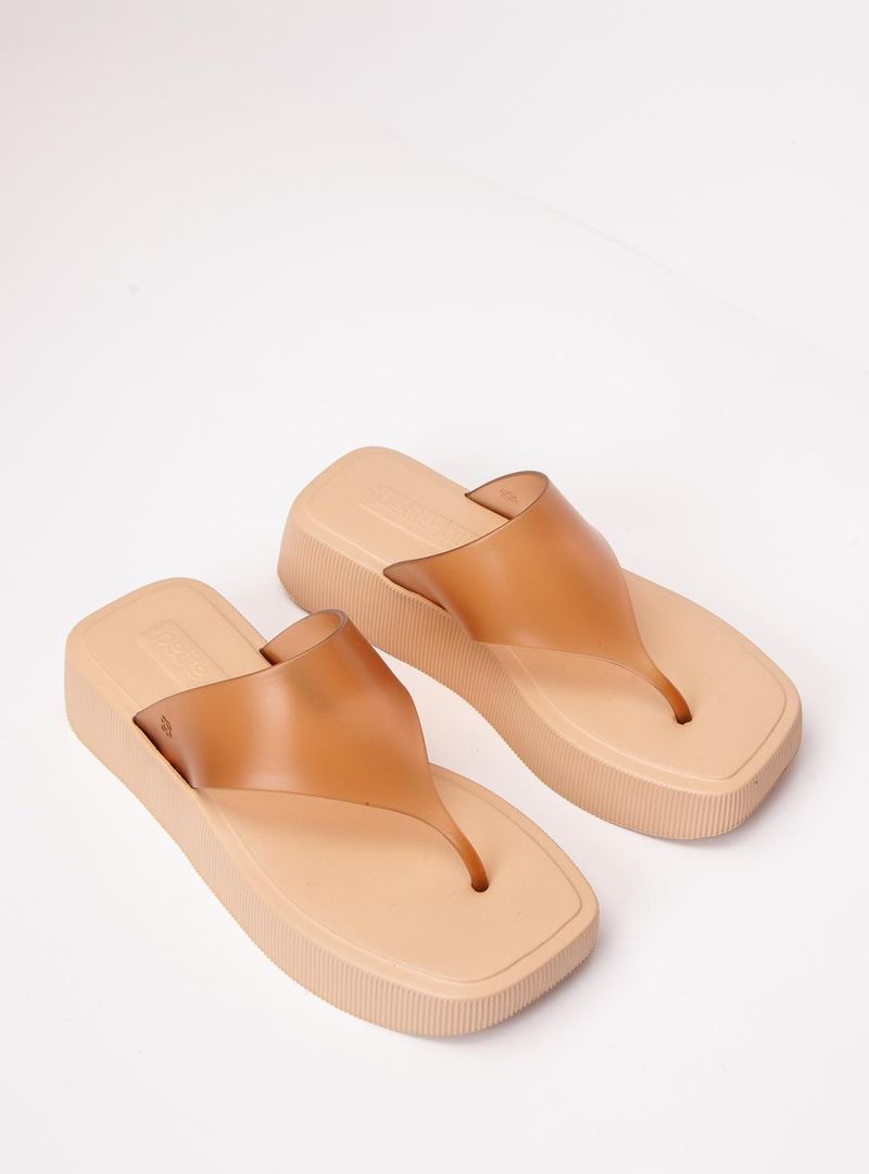 Chinelo Petite Jolie Key Doce De Leite/Areia PJ7674