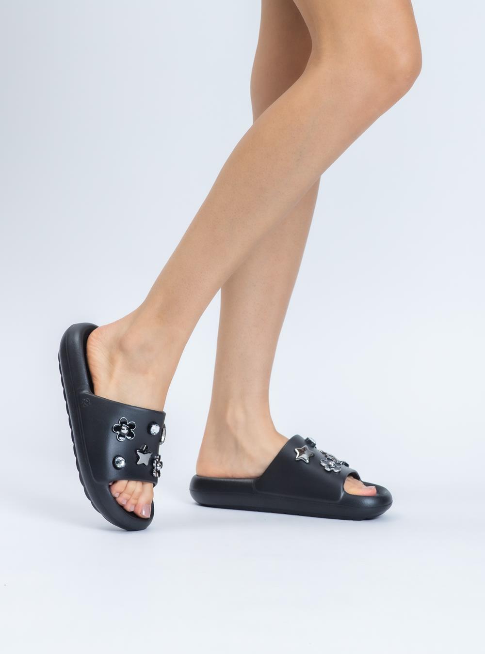 Chinelo Slide Petite Jolie Hug Preto PJ7733