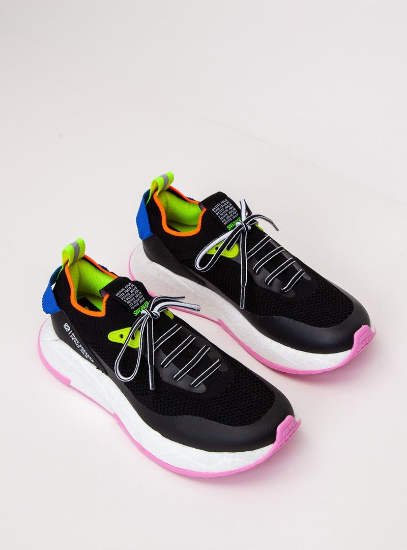 Tênis Petite Jolie Puff Sneaker Preto/Chiclete PJ7130II