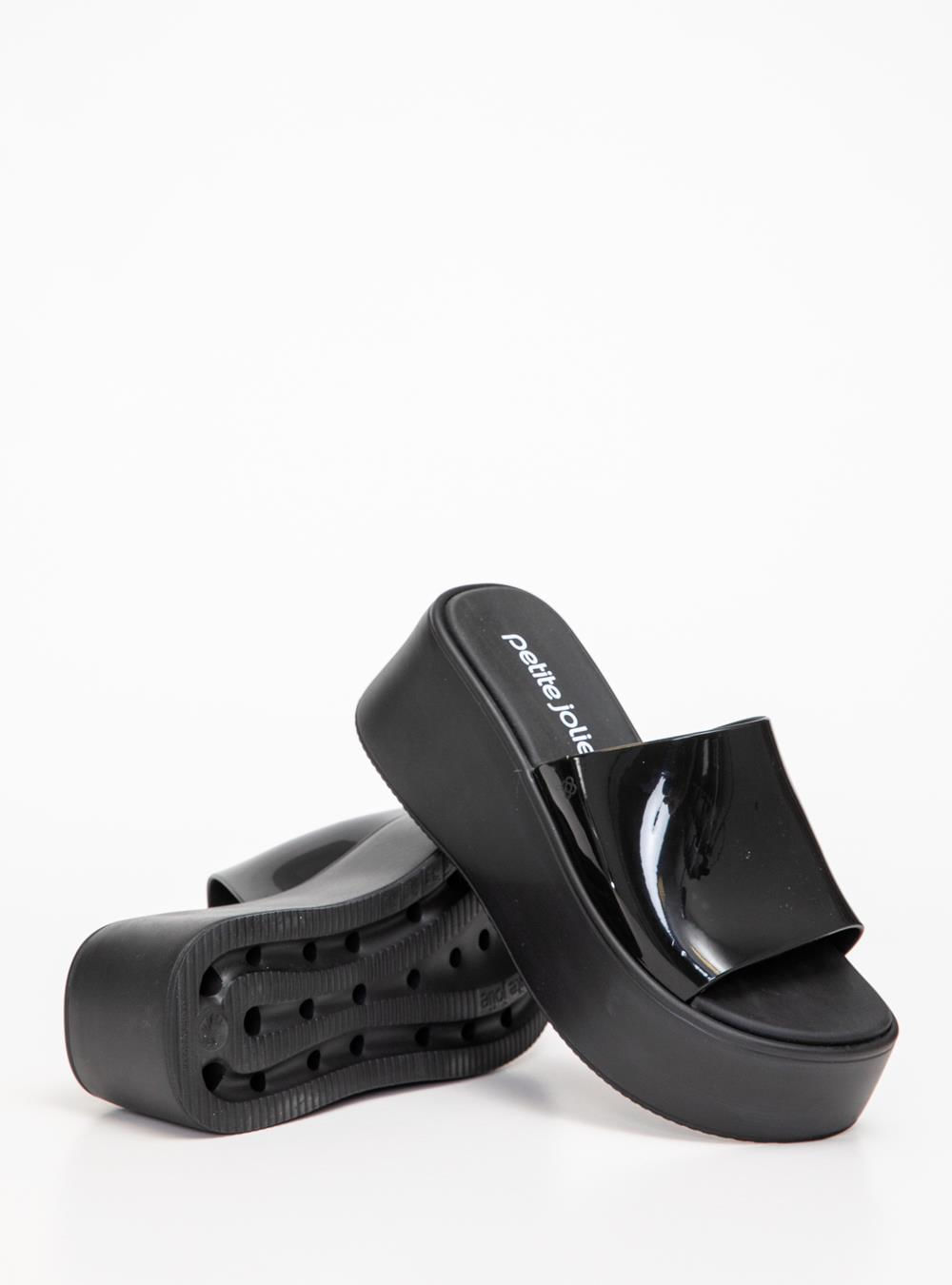 Tamanco Petite Jolie Squad Preto PJ7710