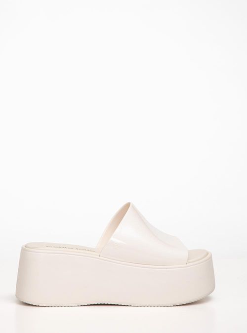 Tamanco Petite Jolie Squad Creme PJ7710