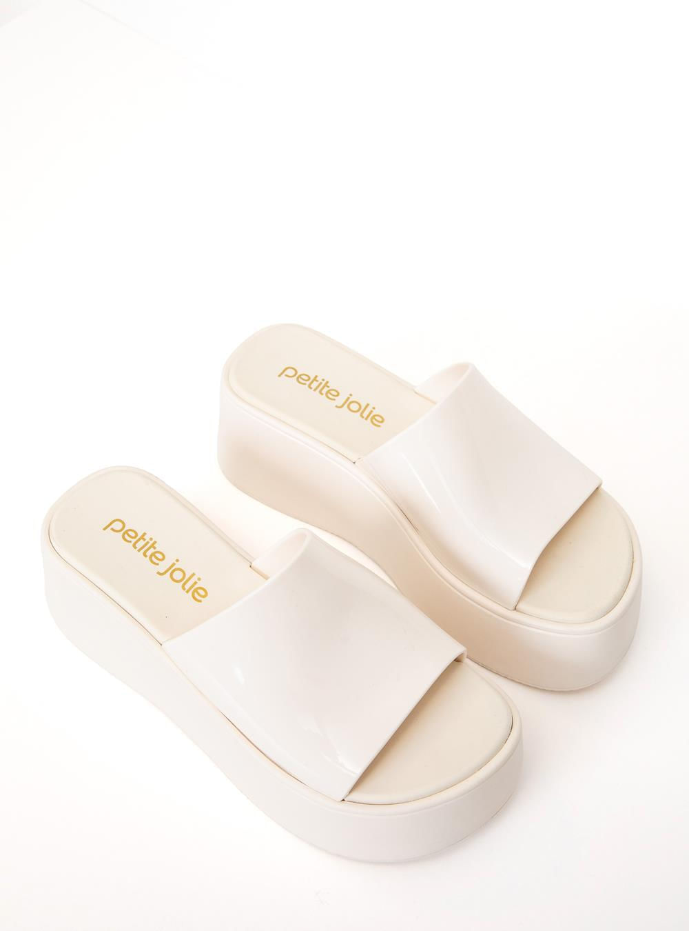 Tamanco Petite Jolie Squad Creme PJ7710