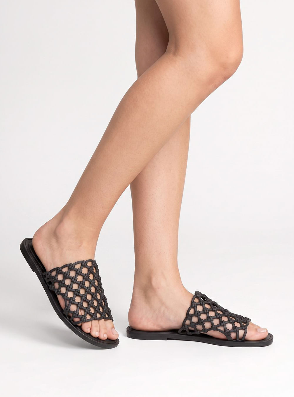 Chinelo Petite Jolie Lebon Flat Preto PJ7863